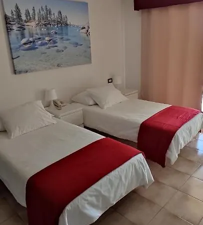 Apartamento Castle Harbour 425 *